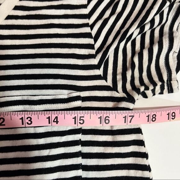 Abercrombie and Fitch Short Sleeve Striped T Shirt - Picture 9 of 10